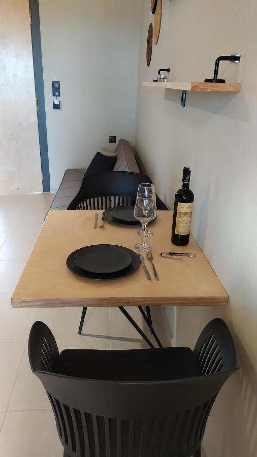 Giodriana Cozy Studio Agia Marina  Luaran gambar