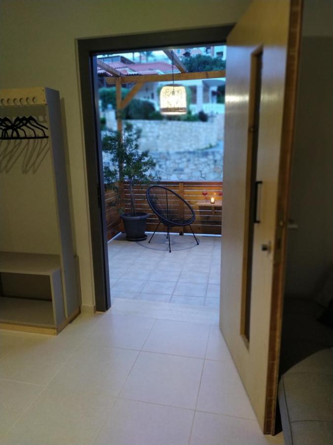 Giodriana Cozy Studio Agia Marina  Luaran gambar