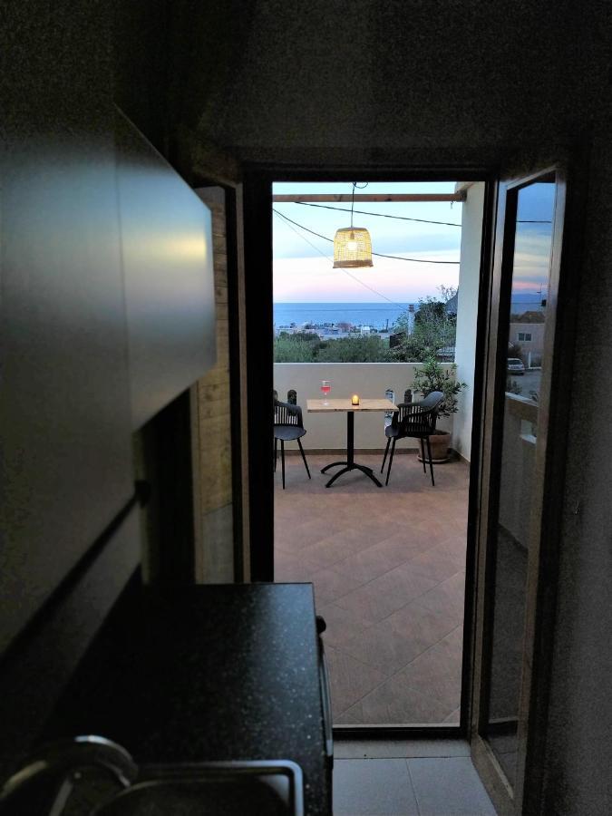 Giodriana Cozy Studio Agia Marina  Luaran gambar