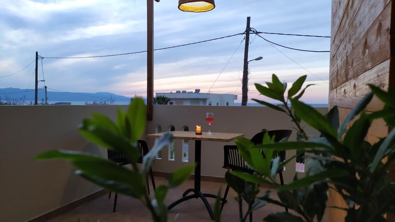 Giodriana Cozy Studio Agia Marina  Luaran gambar