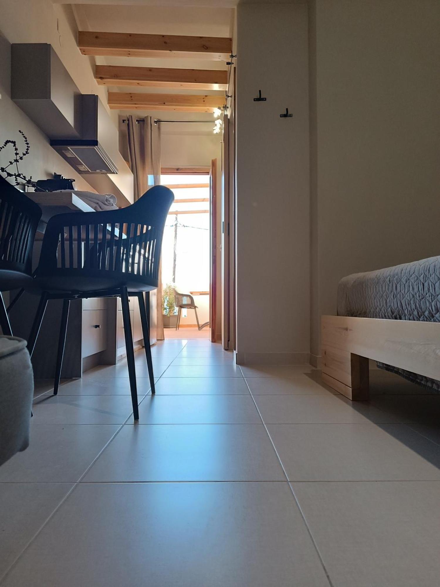 Giodriana Cozy Studio Agia Marina  Luaran gambar