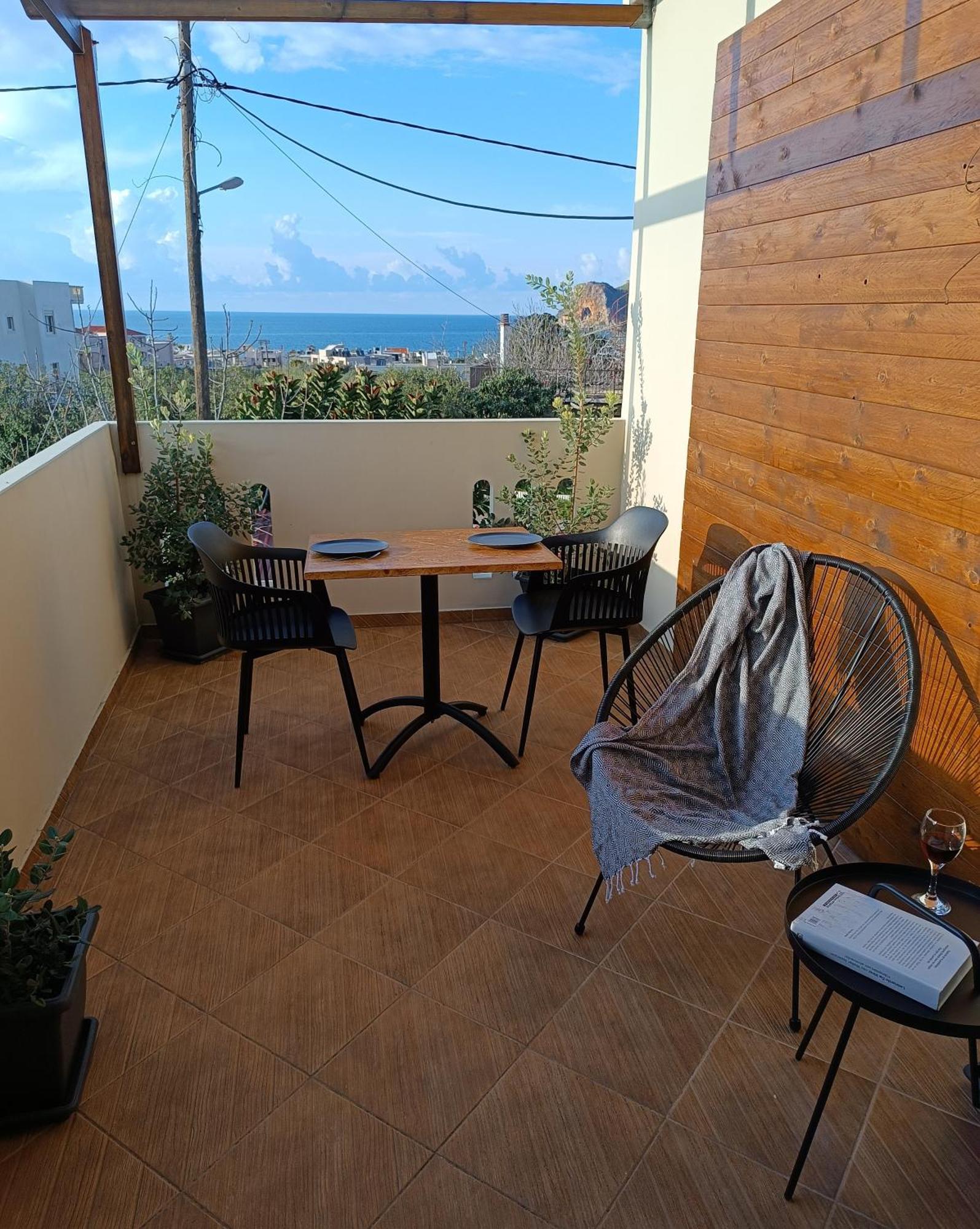 Giodriana Cozy Studio Agia Marina  Luaran gambar